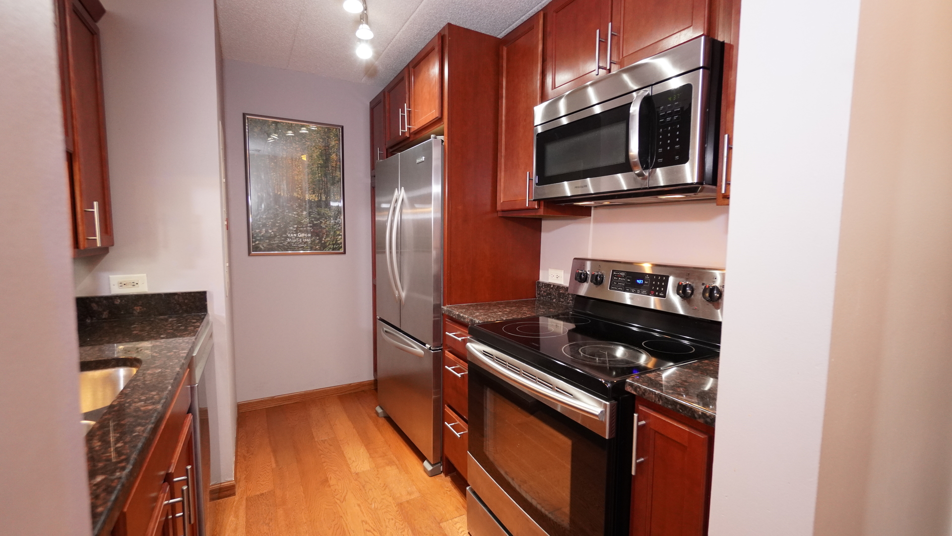 75 Kristin Circle #408, Schaumburg, IL 60195