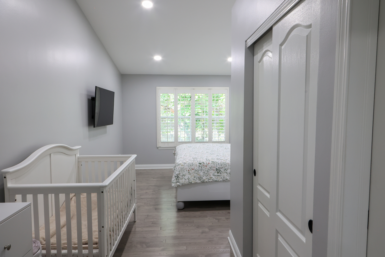 1602 W Orchard Place, Arlington Heights, IL 60005