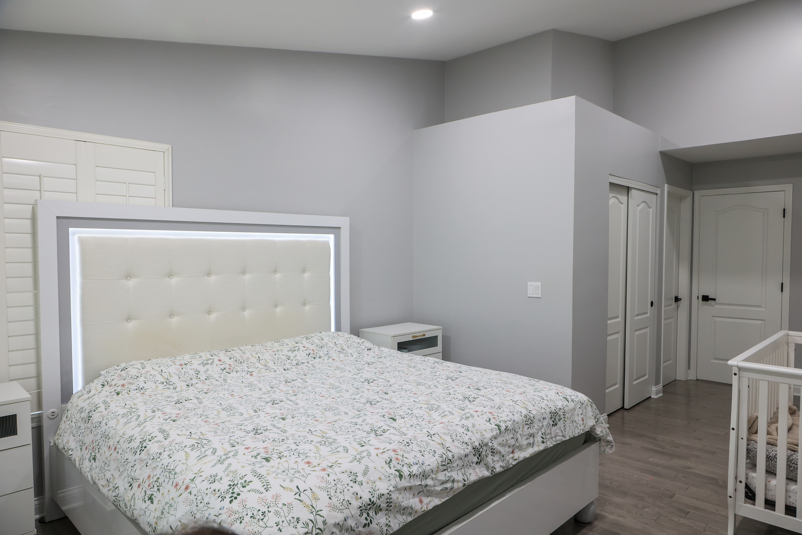 1602 W Orchard Place, Arlington Heights, IL 60005