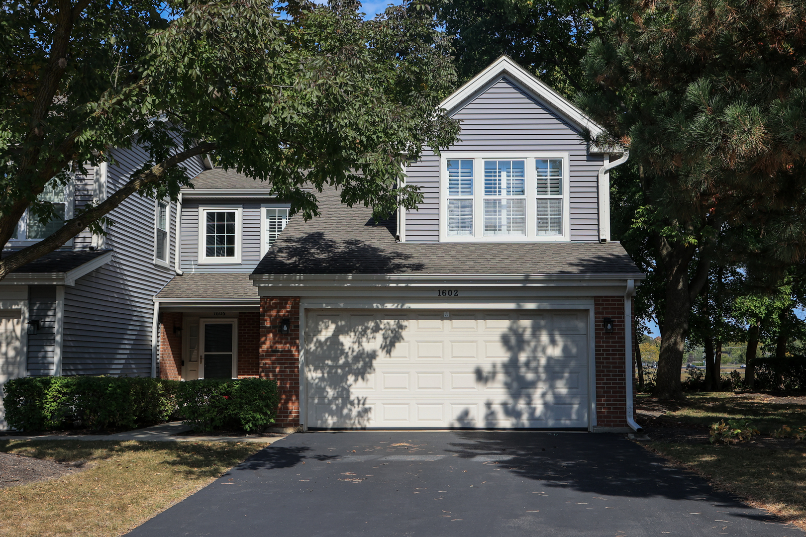 1602 W Orchard Place, Arlington Heights, IL 60005