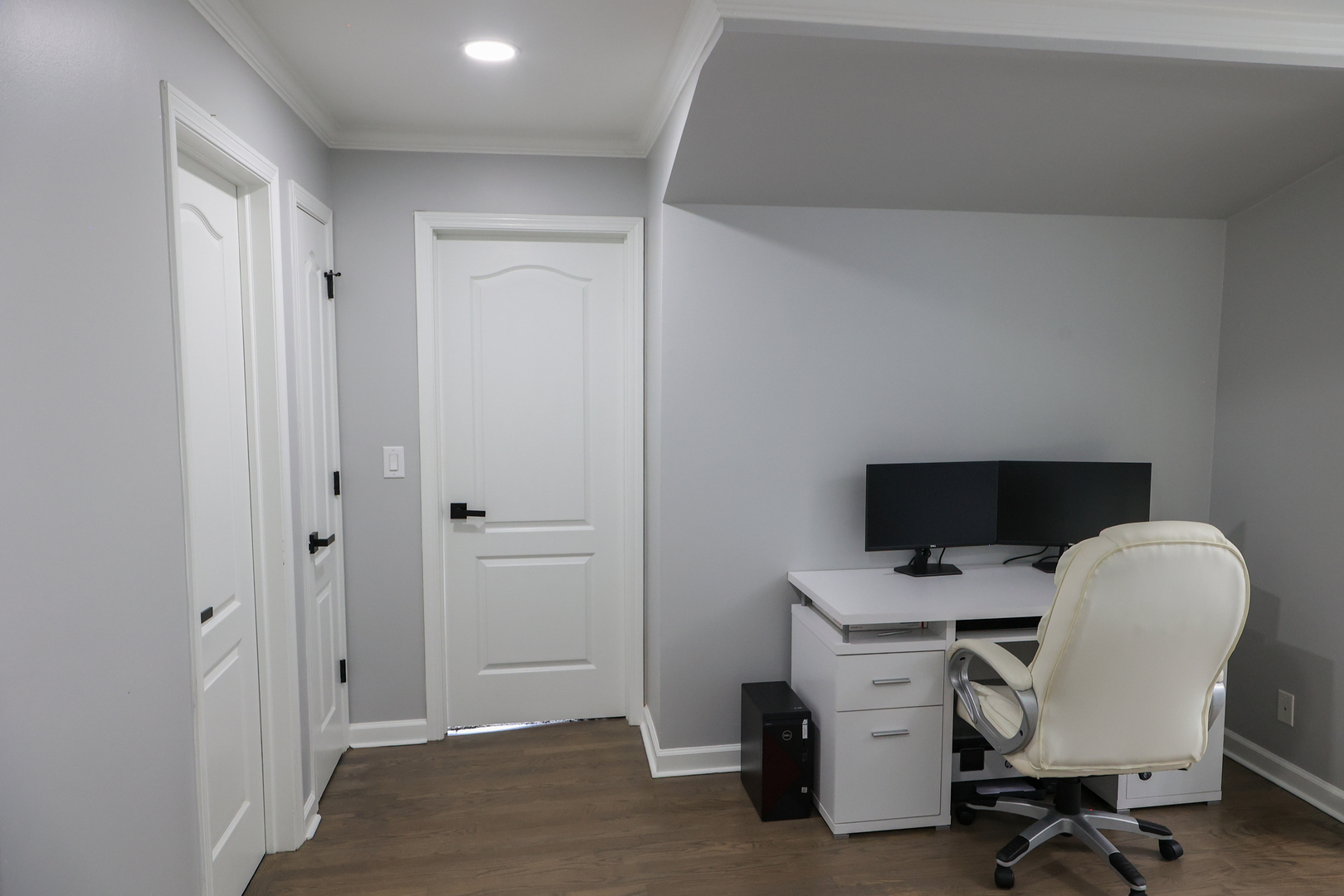 1602 W Orchard Place, Arlington Heights, IL 60005