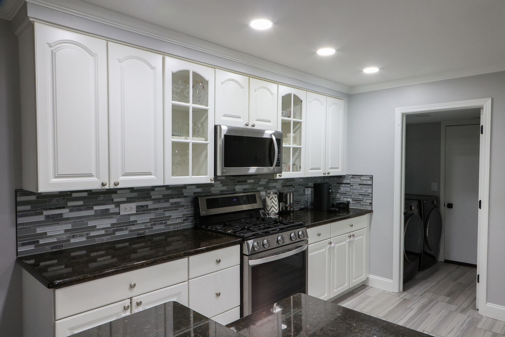 1602 W Orchard Place, Arlington Heights, IL 60005