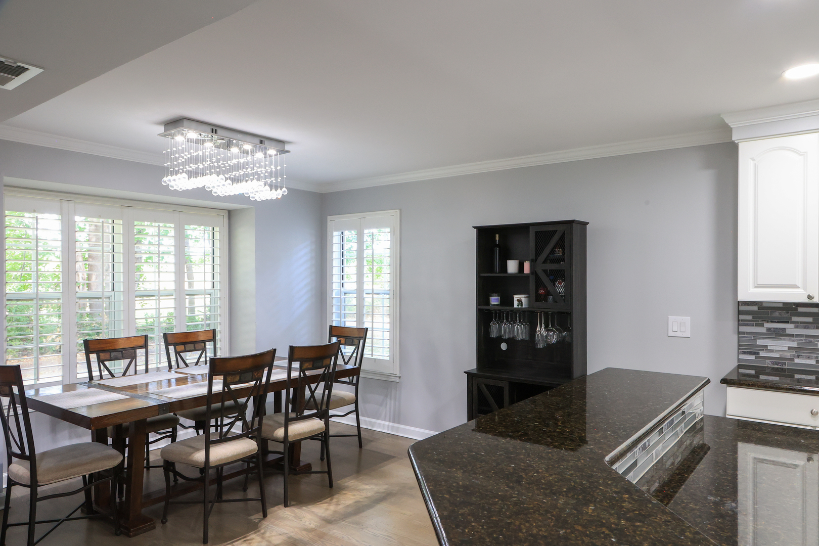 1602 W Orchard Place, Arlington Heights, IL 60005