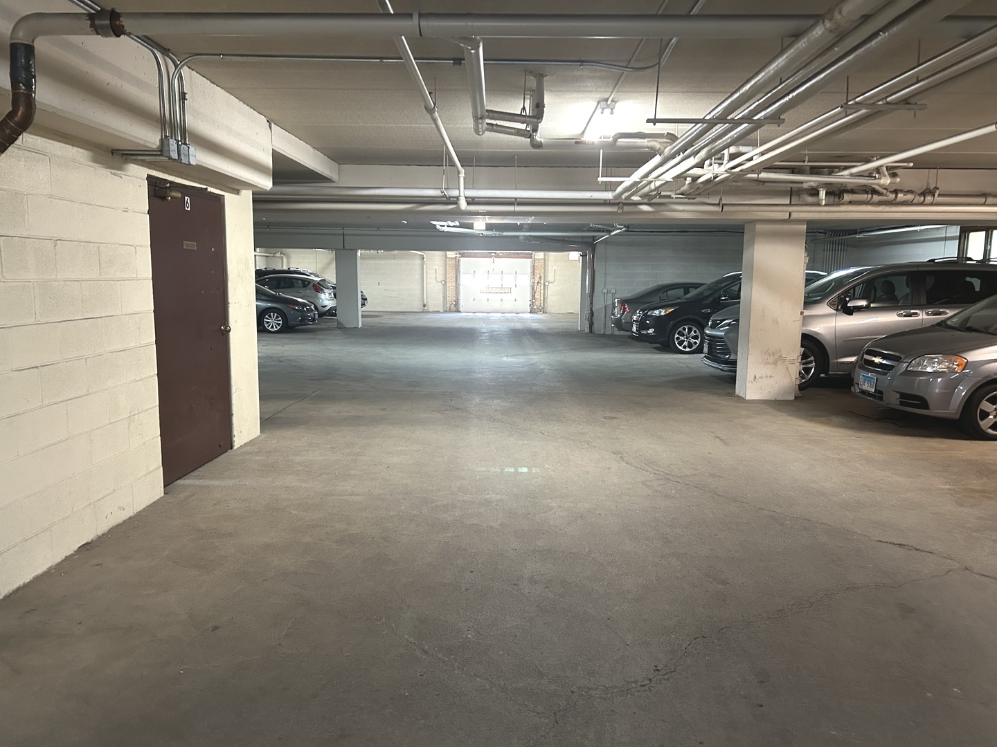 6400 W Belle Plaine Avenue #303, Chicago, IL 60634