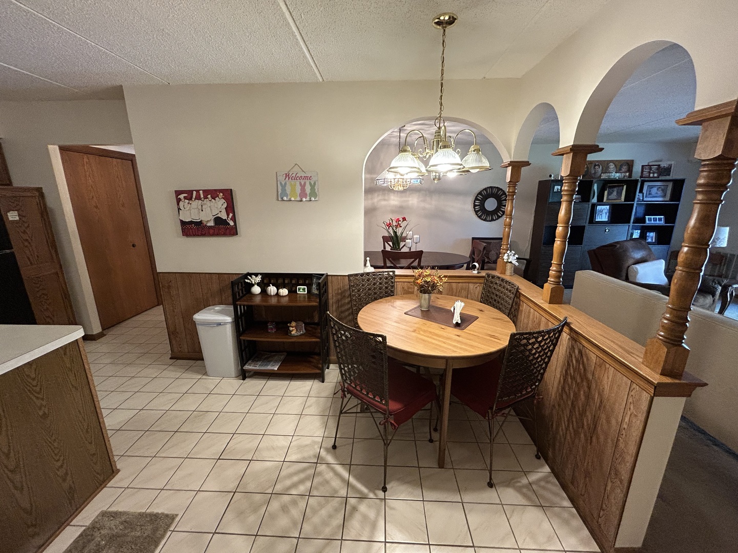 6400 W Belle Plaine Avenue #303, Chicago, IL 60634