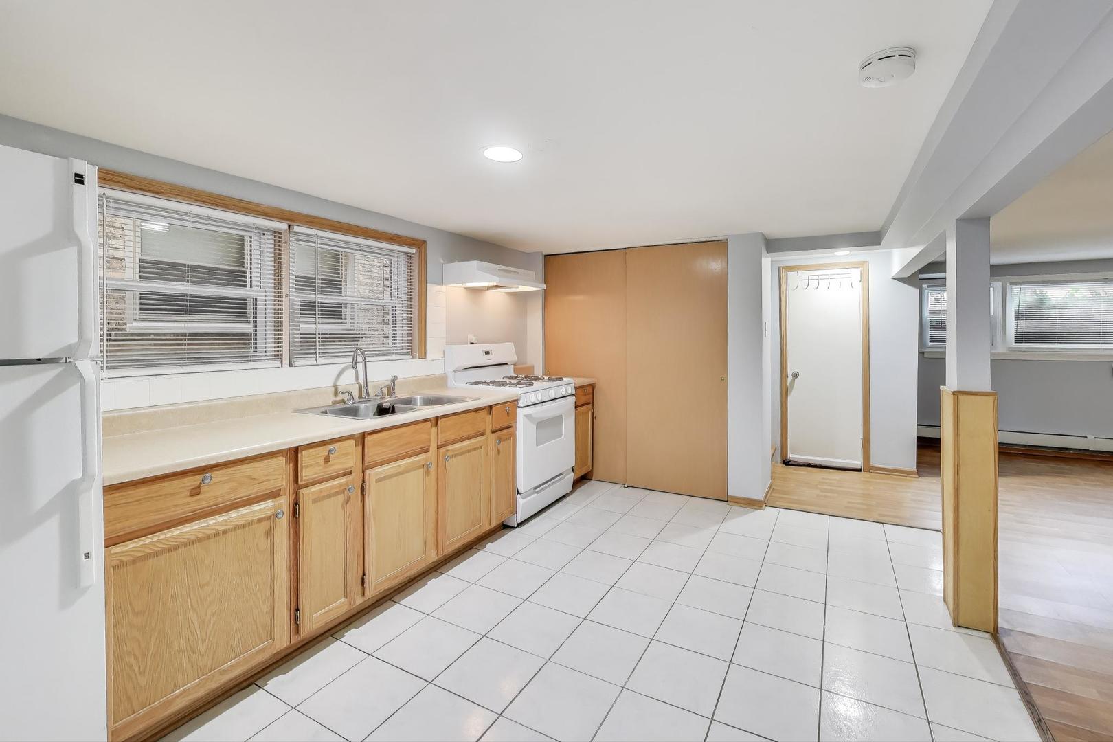 5428 N Central Avenue #Garden, Chicago, IL 60630