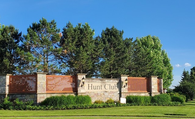 4215 Southerland Drive, Oswego, IL 60543