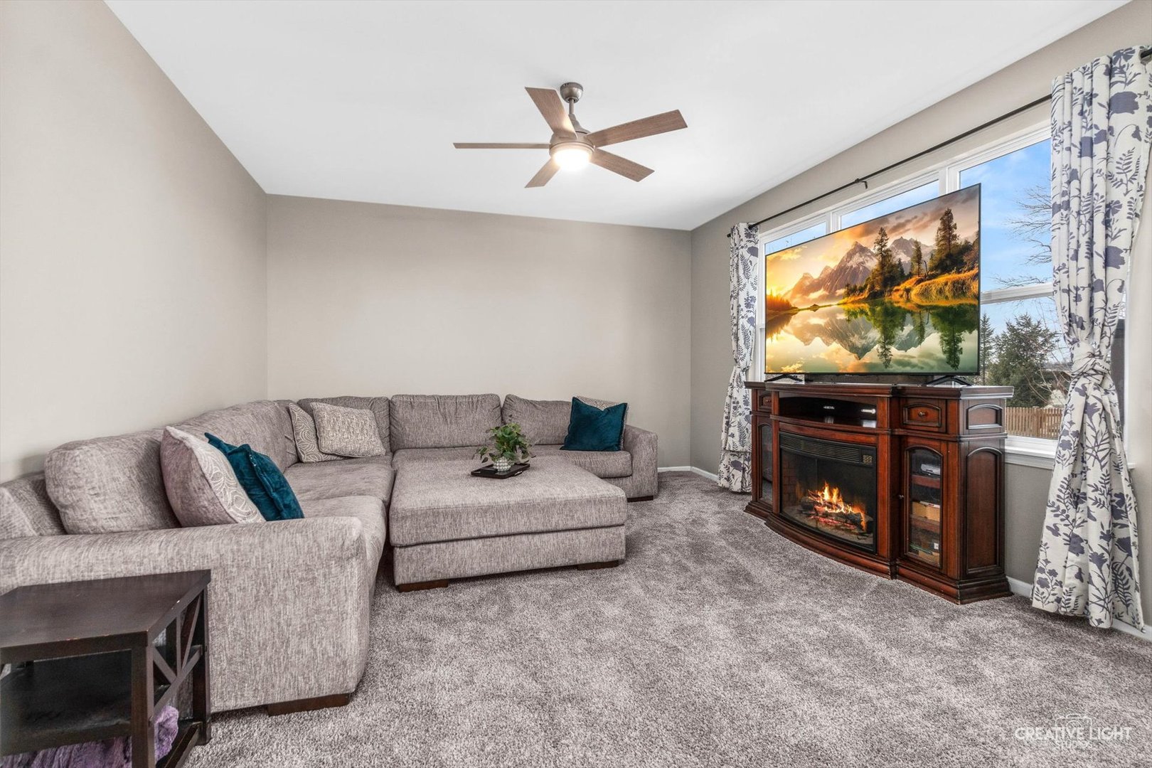 4215 Southerland Drive, Oswego, IL 60543