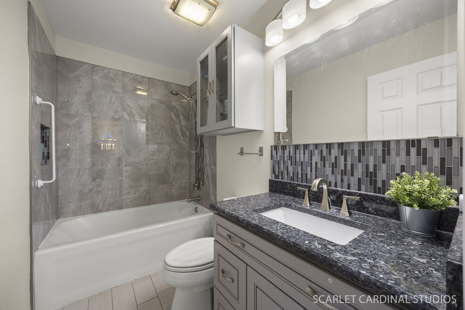 222 Meadows Drive, Sugar Grove, IL 60554