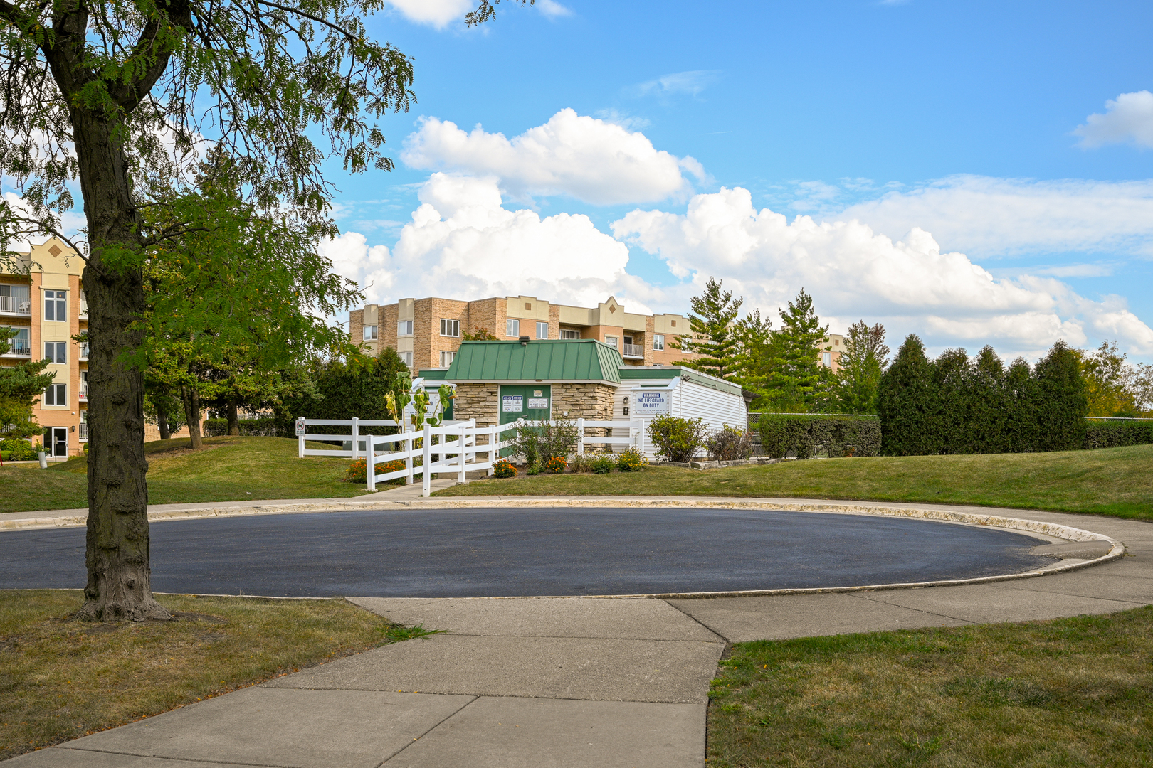 2222 S Stewart Avenue #3D, Lombard, IL 60148