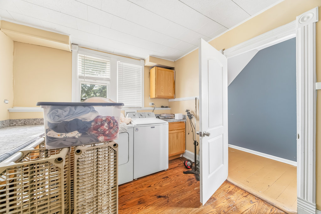 12552 Highland Avenue, Blue Island, IL 60406