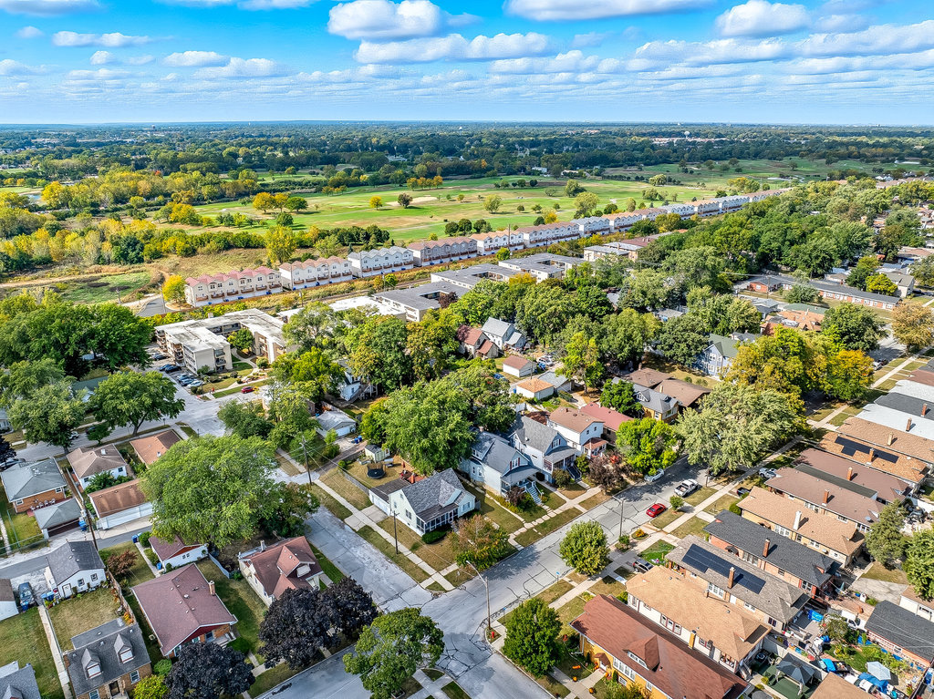 12552 Highland Avenue, Blue Island, IL 60406