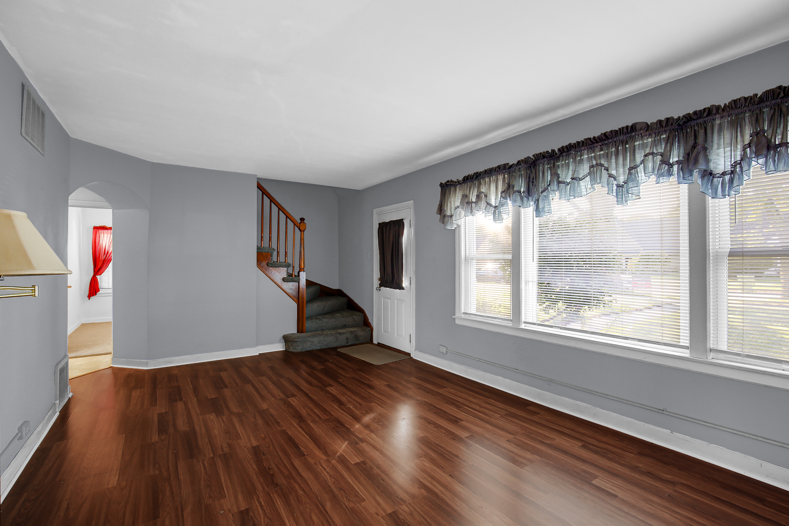 4320 W 99th Place, Oak Lawn, IL 60453