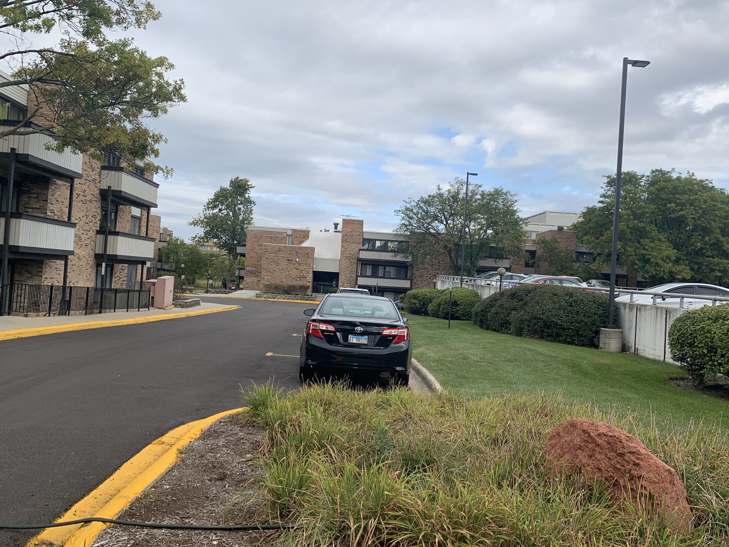 1813 Hemlock Place #107, Schaumburg, IL 60173