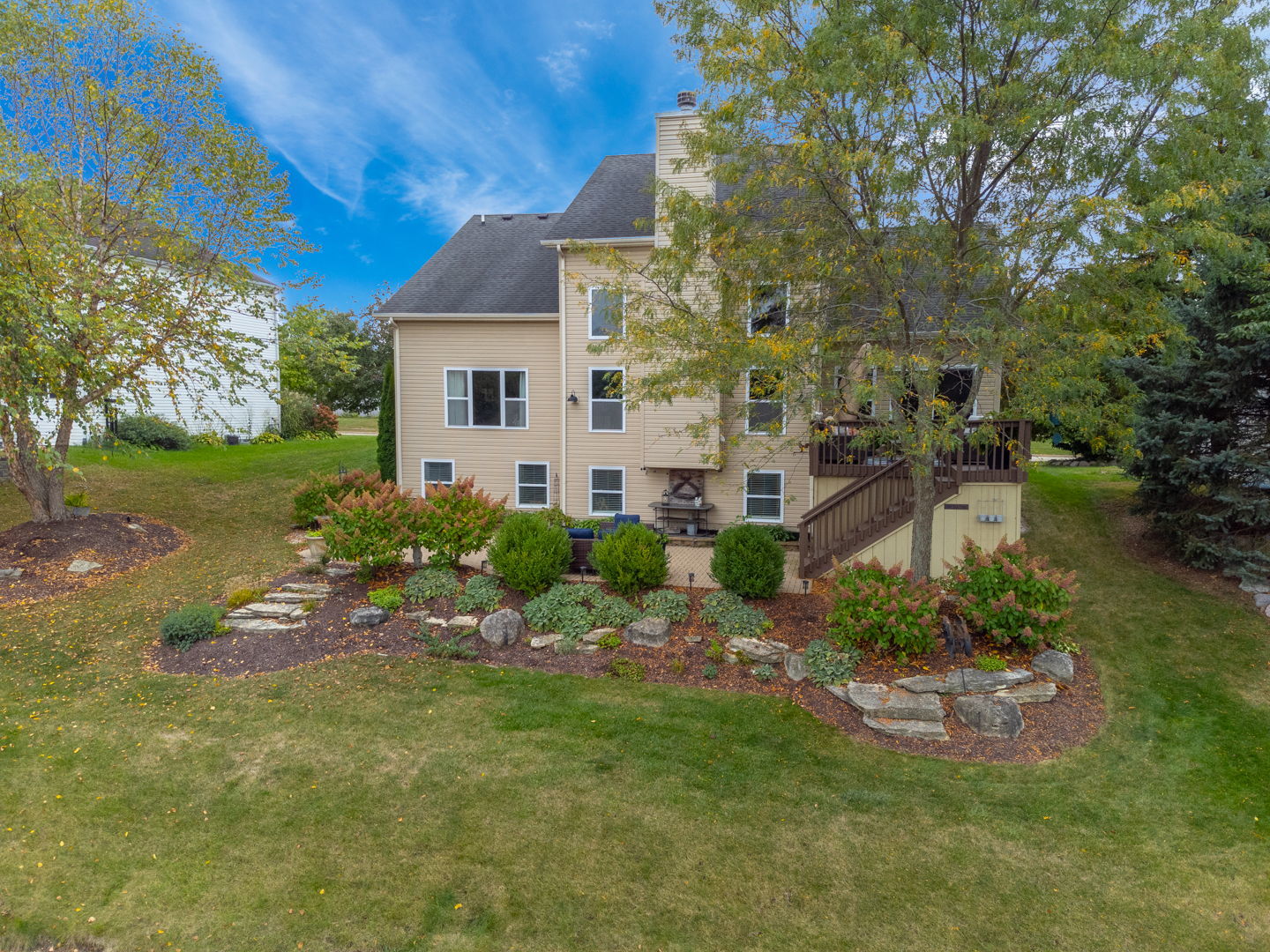 469 Kelly Avenue, Yorkville, IL 60560