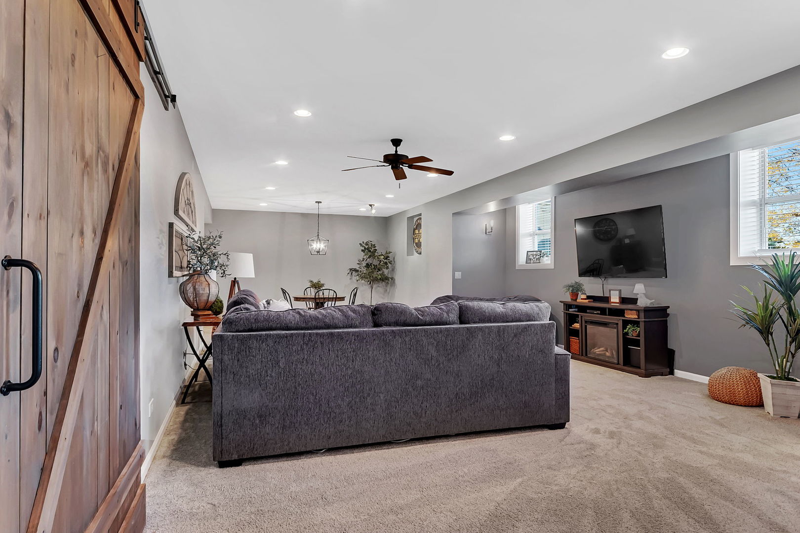 469 Kelly Avenue, Yorkville, IL 60560