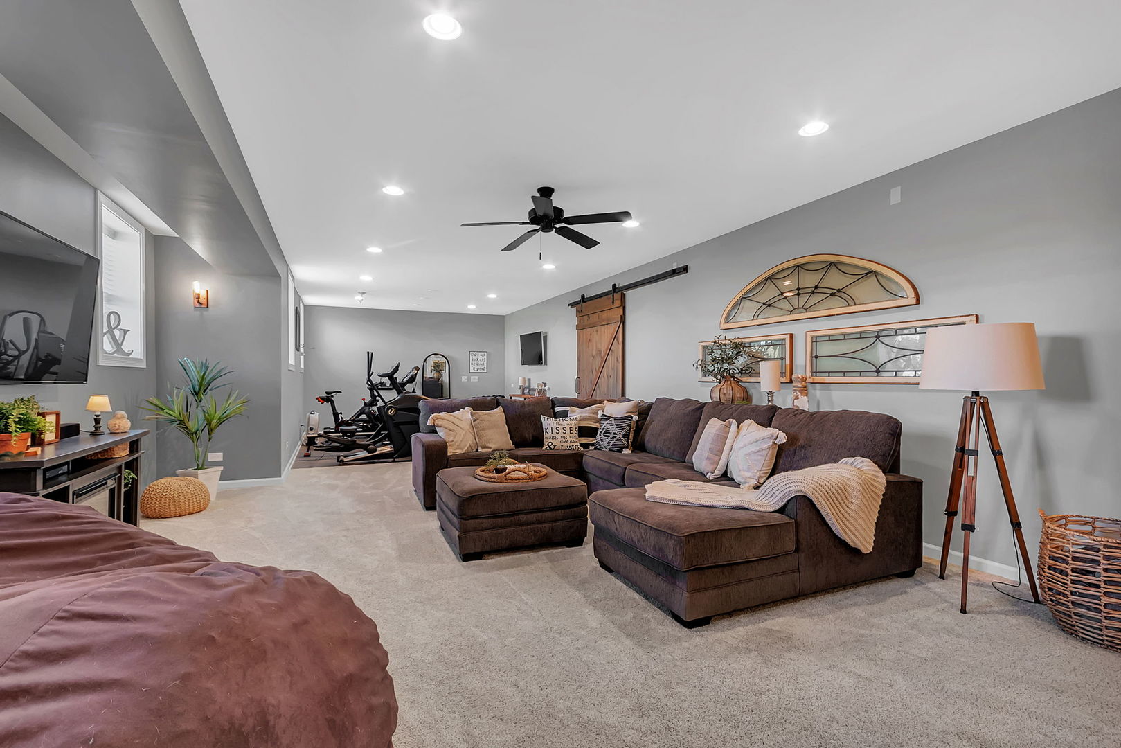 469 Kelly Avenue, Yorkville, IL 60560