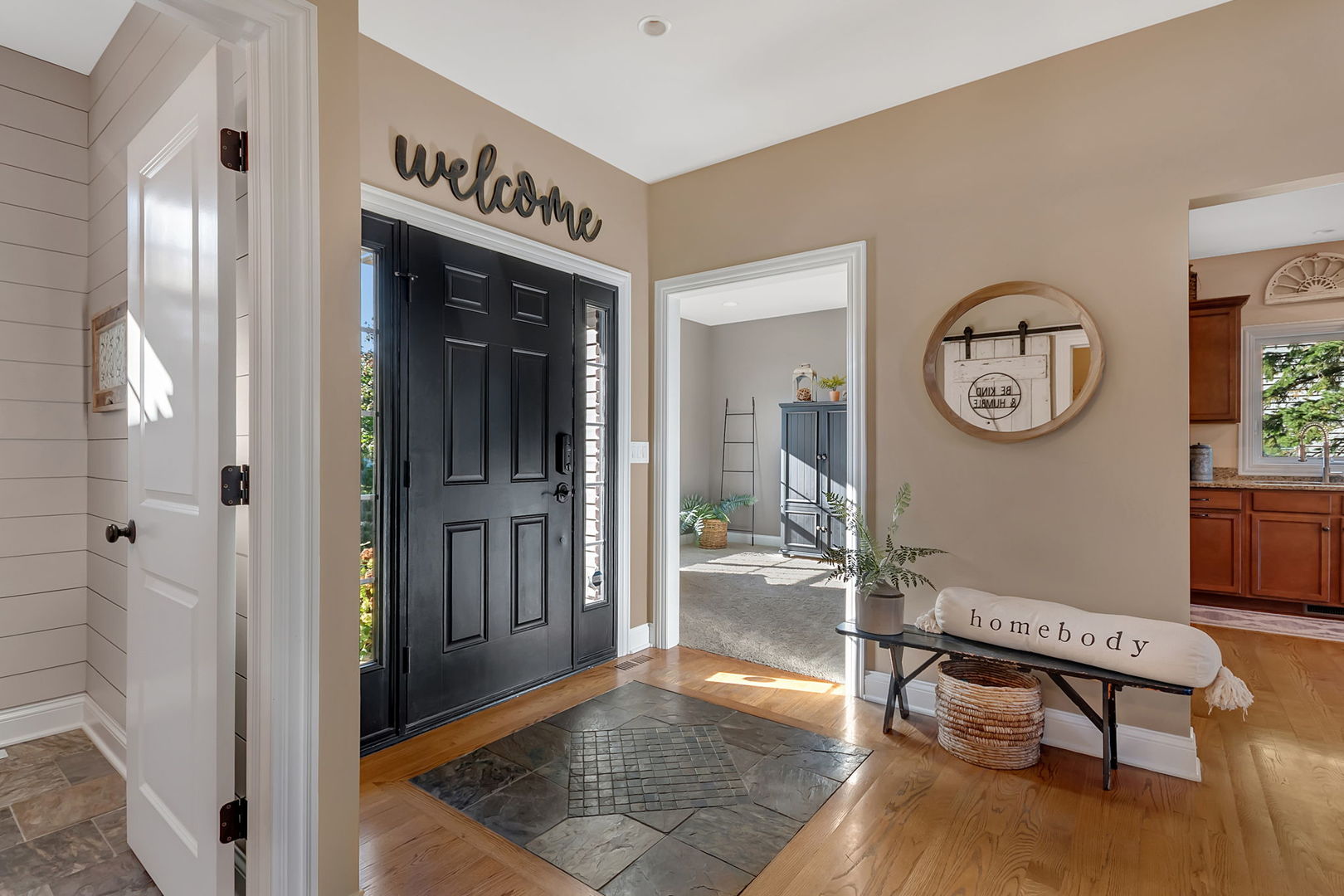 469 Kelly Avenue, Yorkville, IL 60560