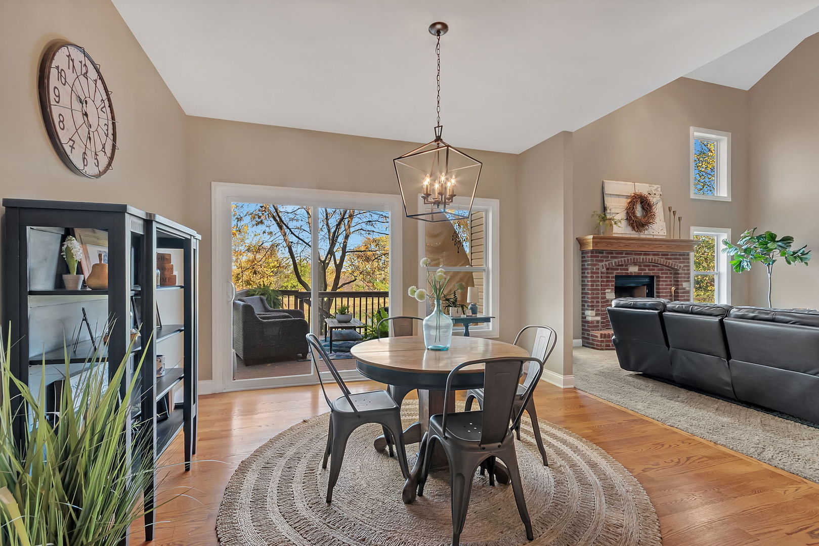 469 Kelly Avenue, Yorkville, IL 60560