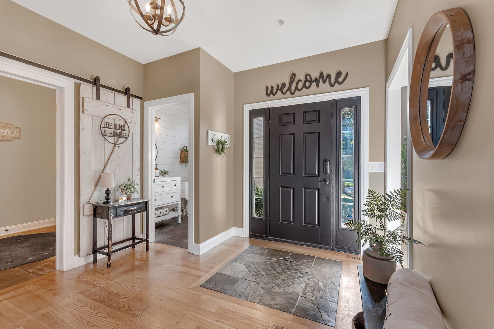 469 Kelly Avenue, Yorkville, IL 60560