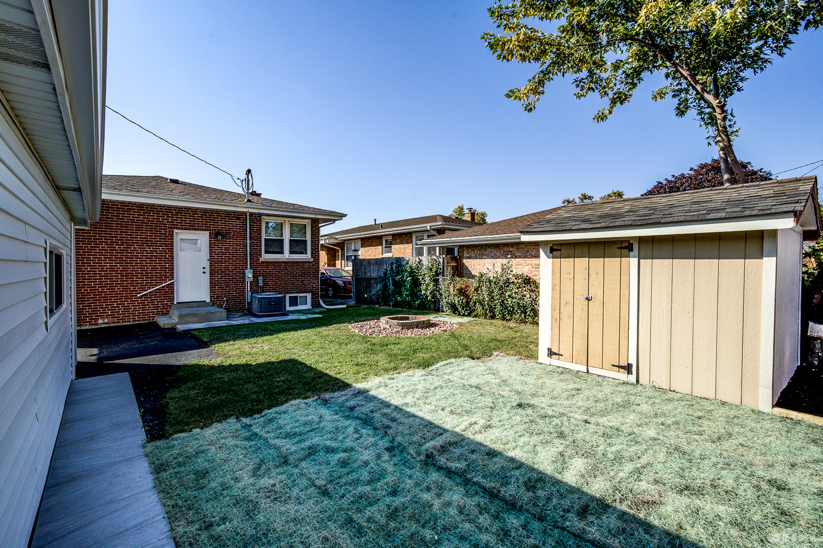 5300 Oakdale Drive, Oak Lawn, IL 60453
