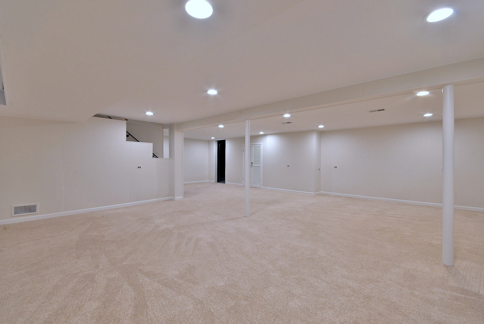 236 W Adams Street, Elmhurst, IL 60126
