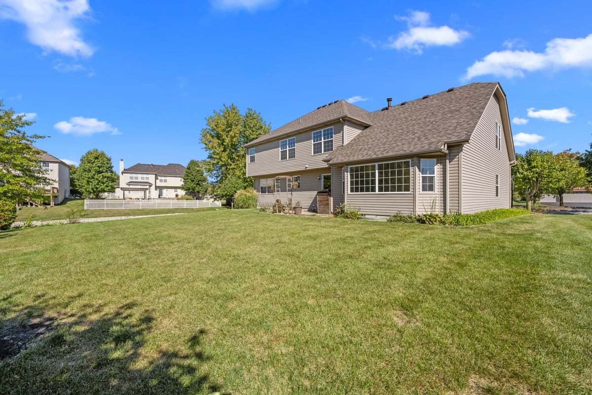 13516 Vicarage Drive, Plainfield, IL 60544