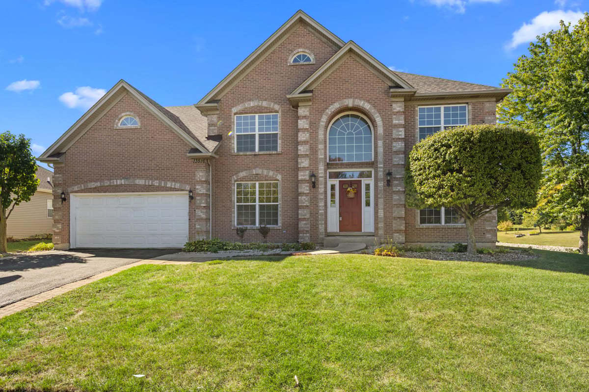 13516 Vicarage Drive, Plainfield, IL 60544
