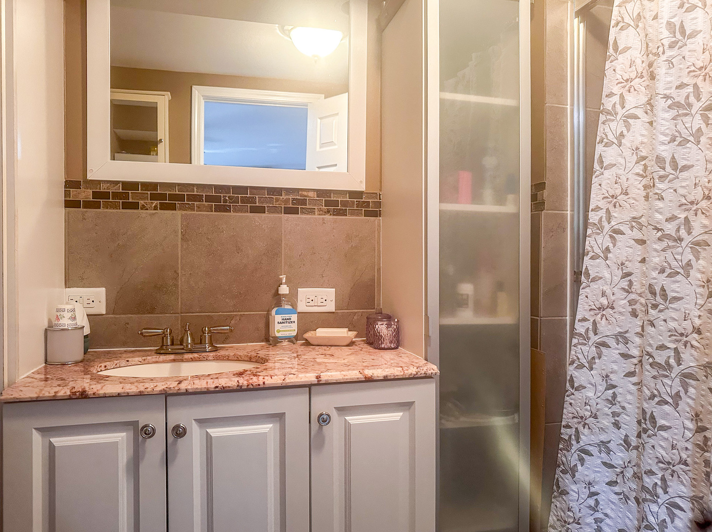 385 E Irving Park Road, Streamwood, IL 60107