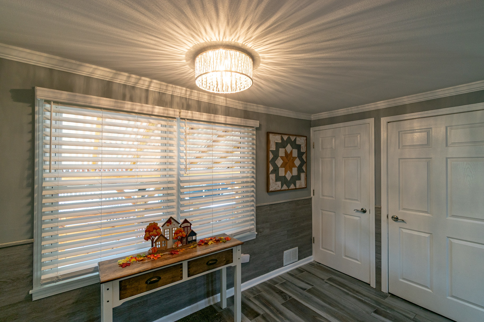 385 E Irving Park Road, Streamwood, IL 60107