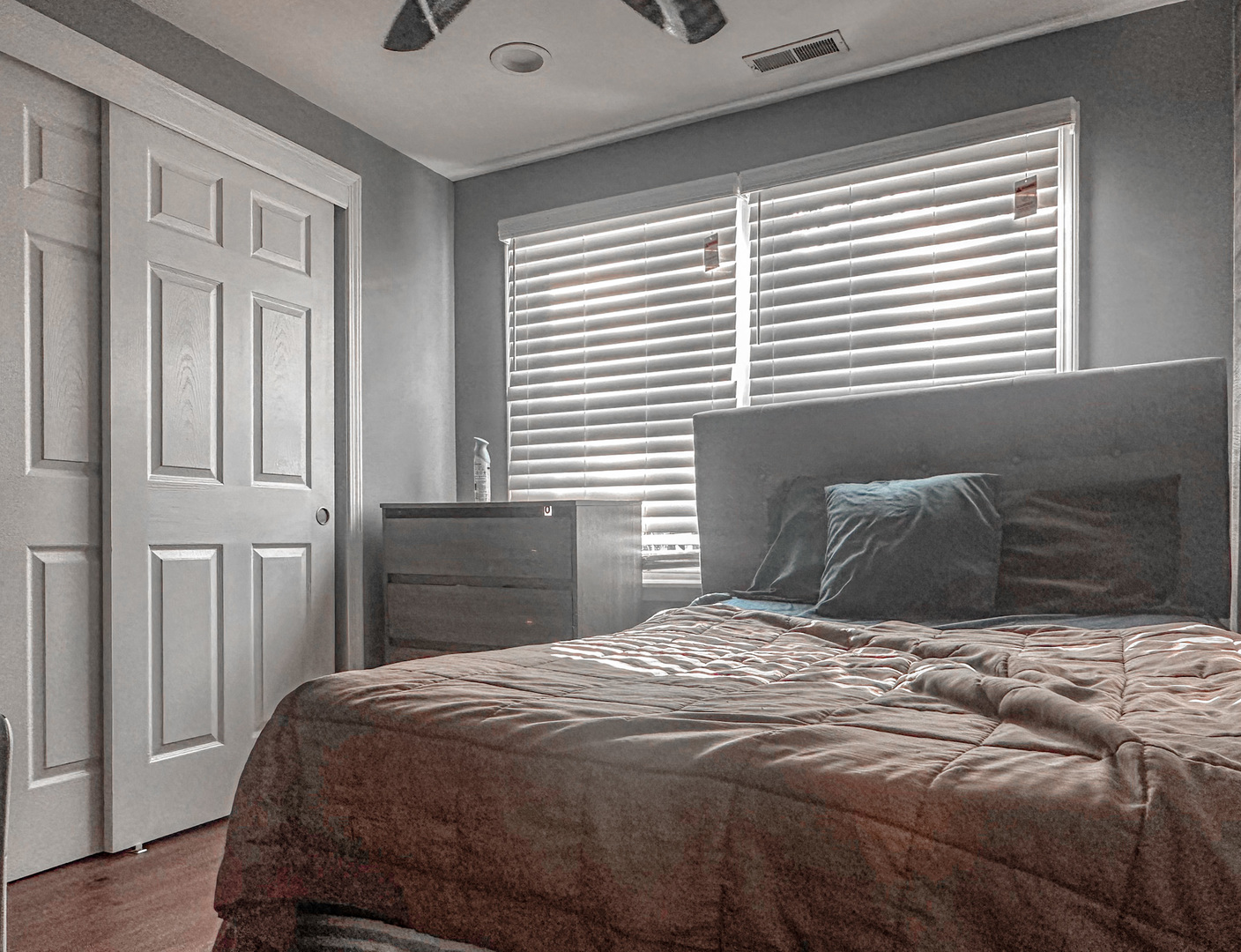 385 E Irving Park Road, Streamwood, IL 60107