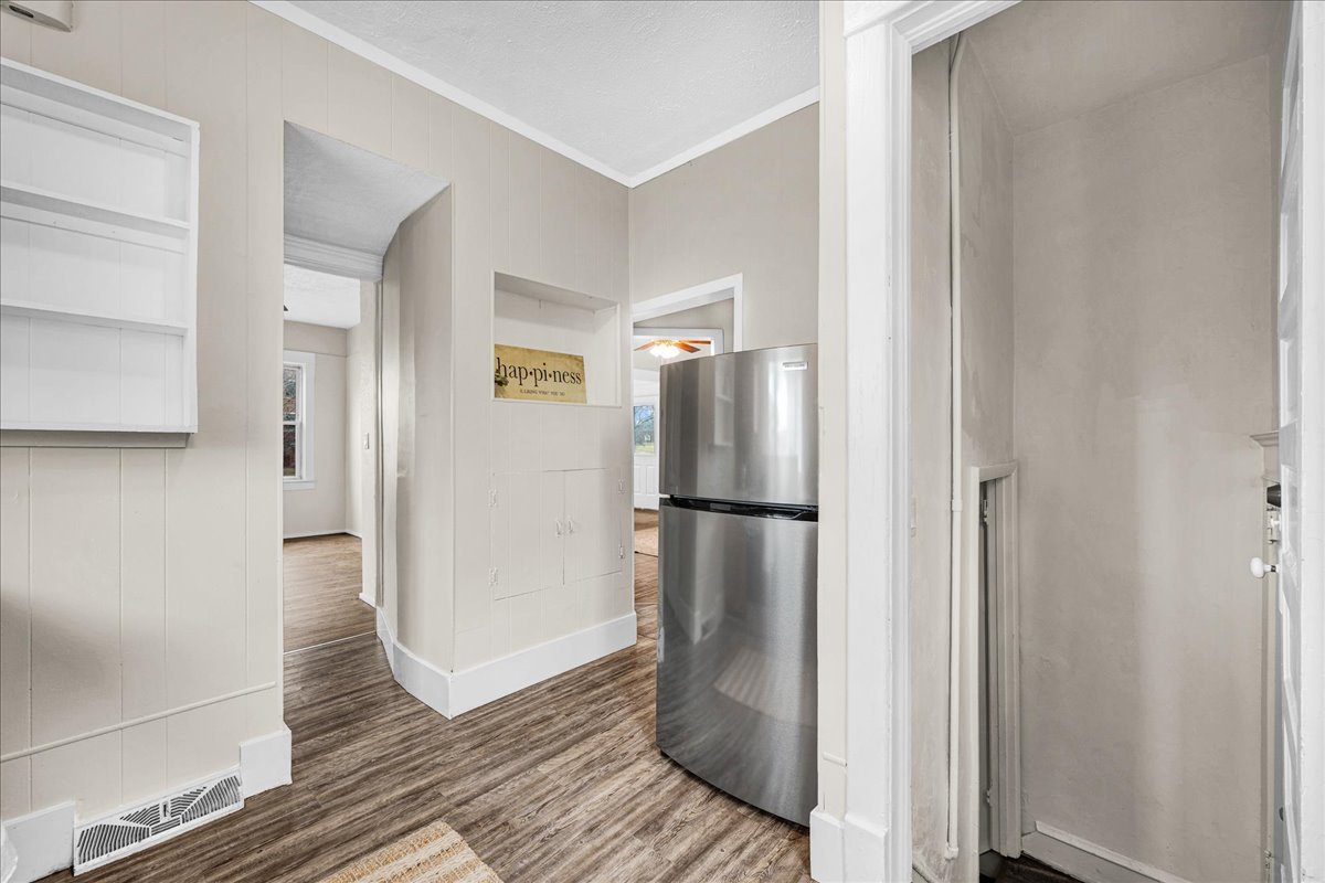 1018 N Prairie Street, Bloomington, IL 61701