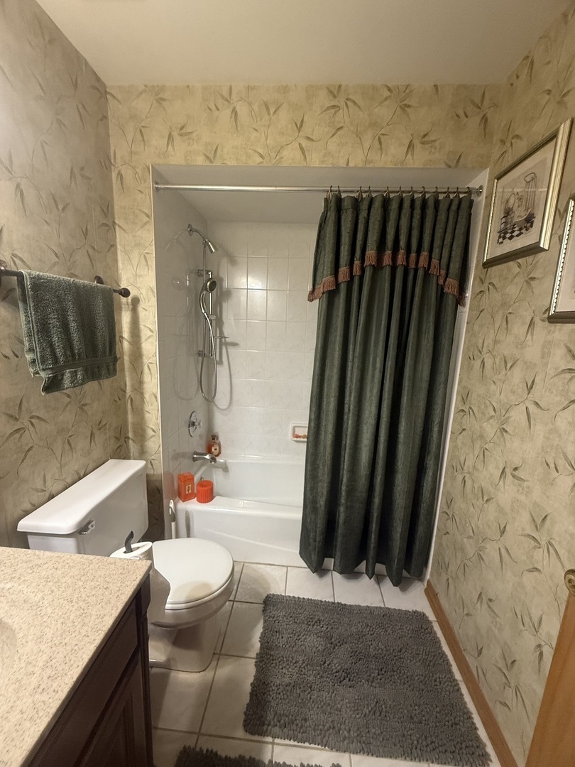 11116 Heritage Drive #3B, Palos Hills, IL 60465