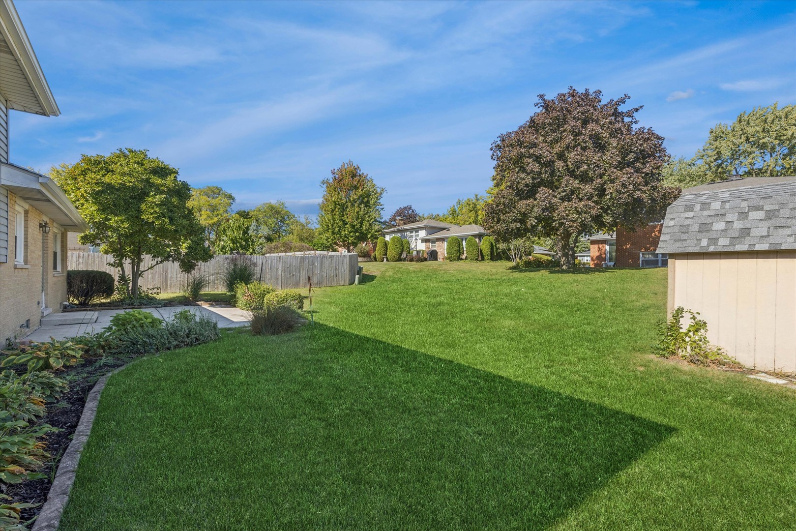 1310 Iroquois Lane, Darien, IL 60561