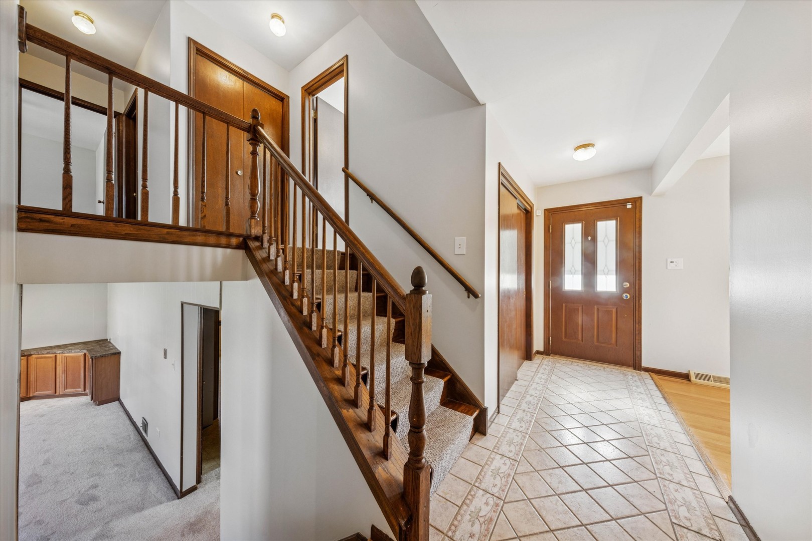 1310 Iroquois Lane, Darien, IL 60561
