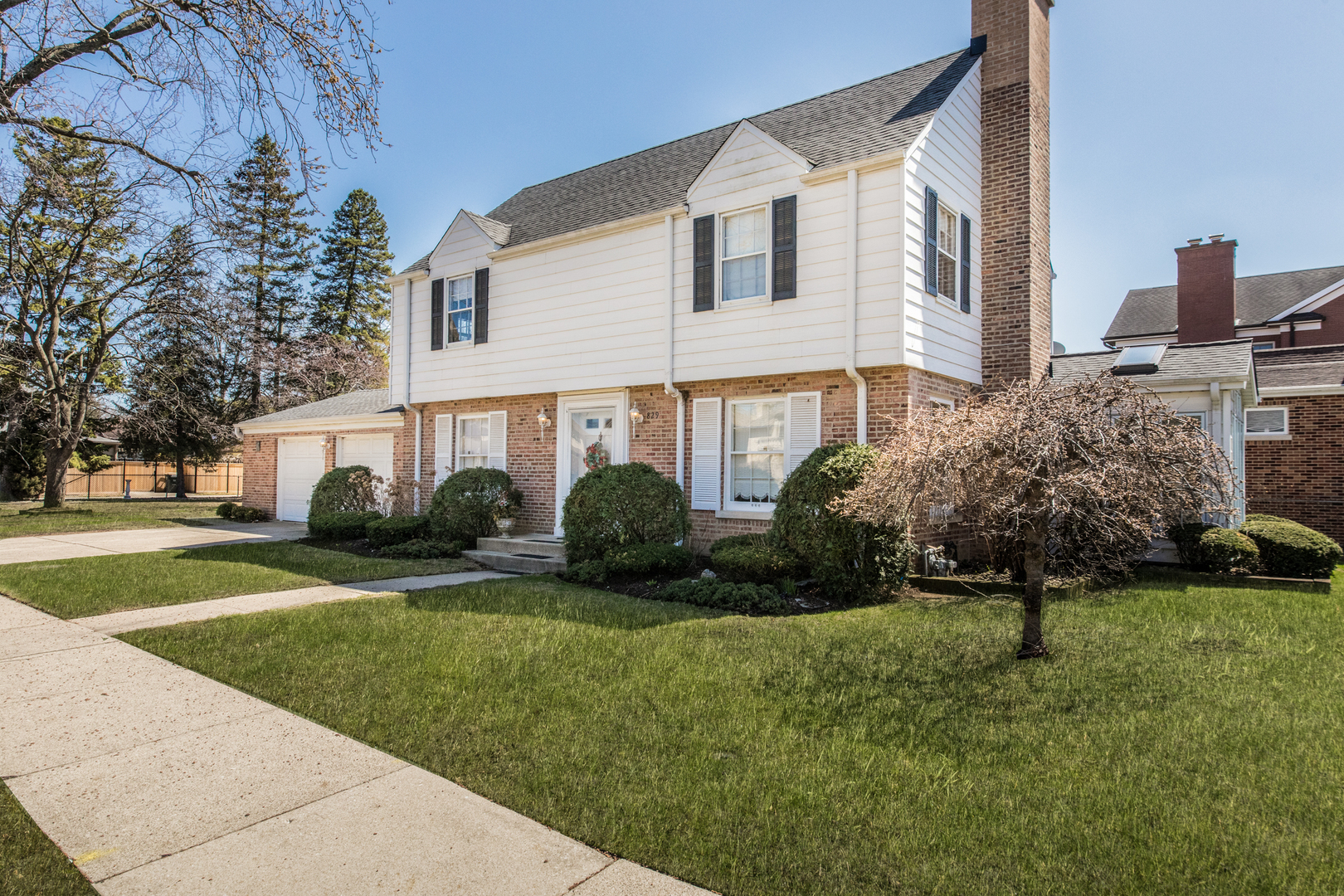 829 Hastings Street, Park Ridge, IL 60068