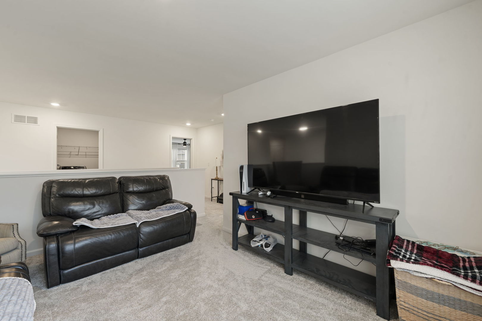 1009 Persimmon Court, Crystal Lake, IL 60012