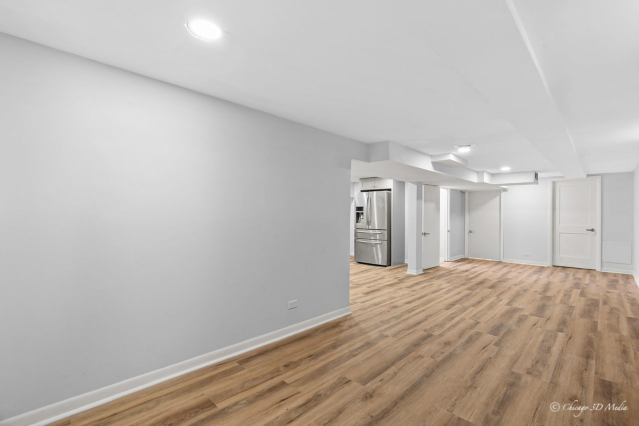 7422 N Olcott Avenue, Chicago, IL 60631