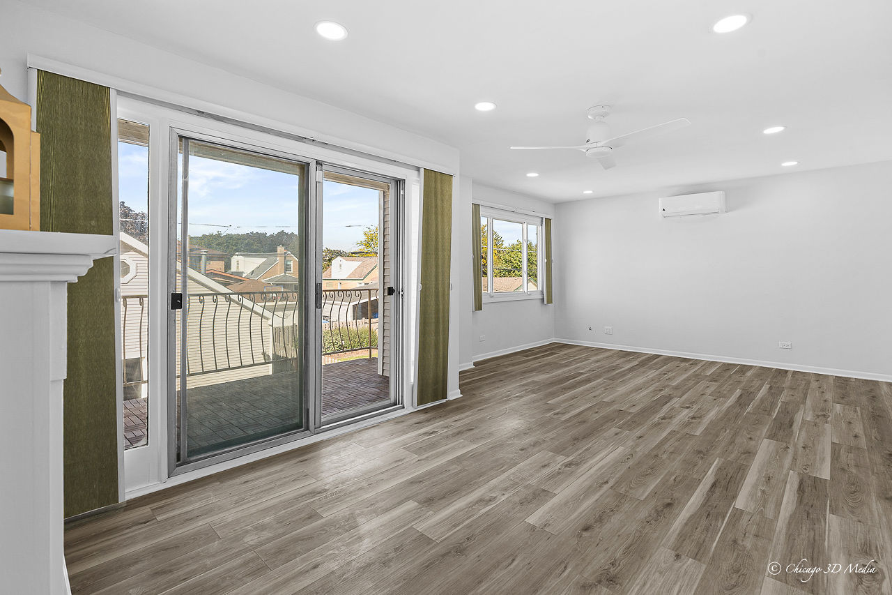 7422 N Olcott Avenue, Chicago, IL 60631