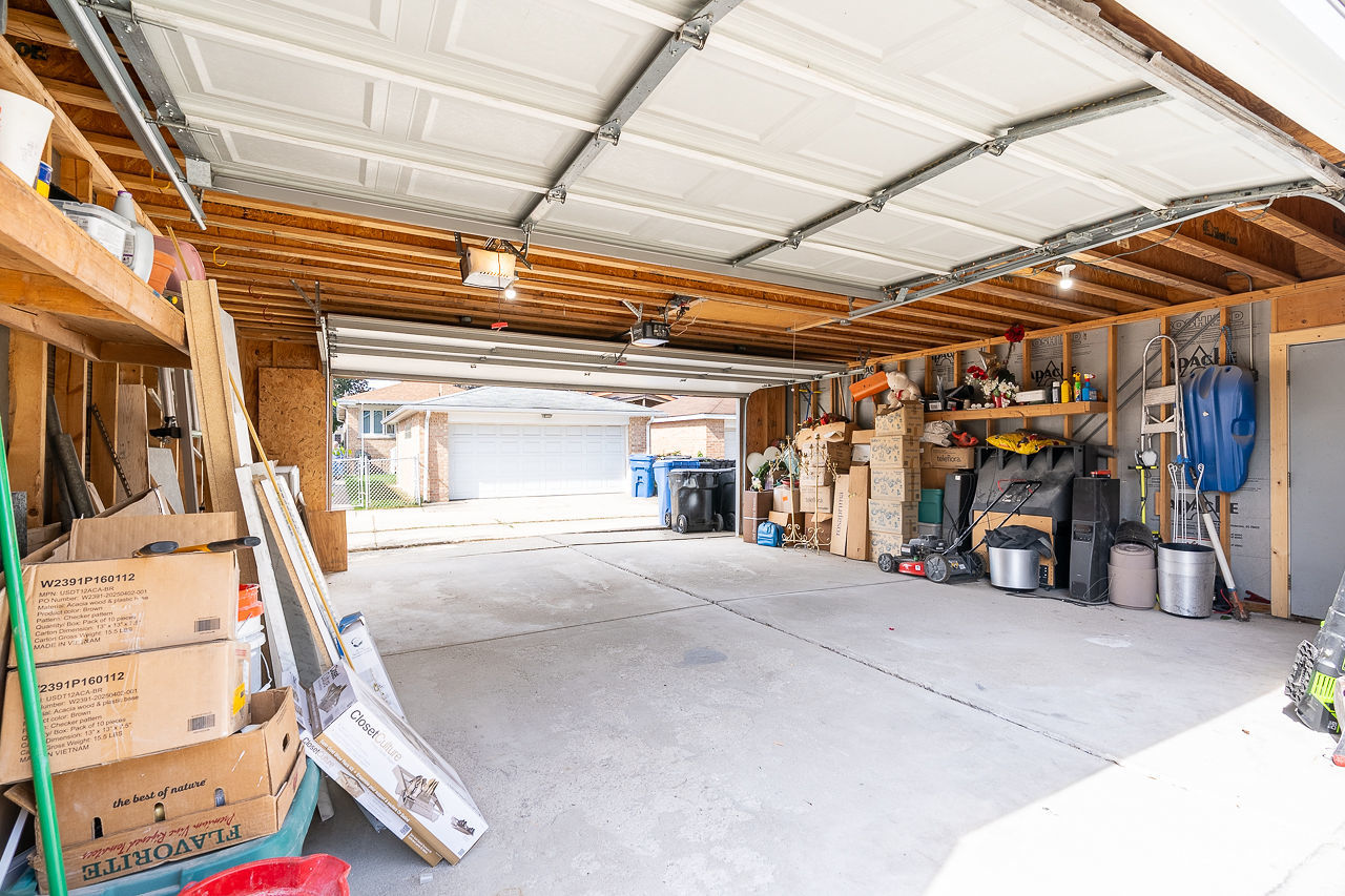 7422 N Olcott Avenue, Chicago, IL 60631