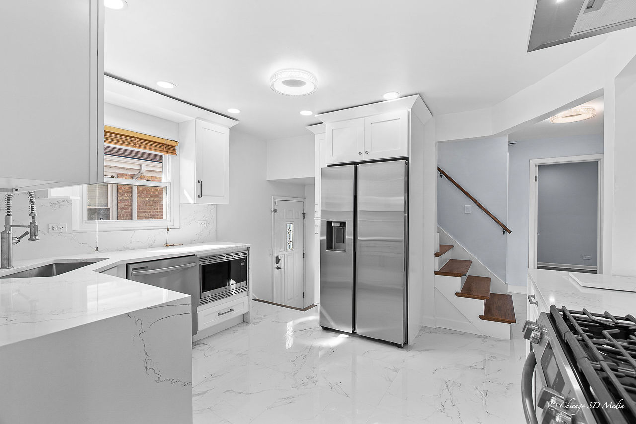 7422 N Olcott Avenue, Chicago, IL 60631