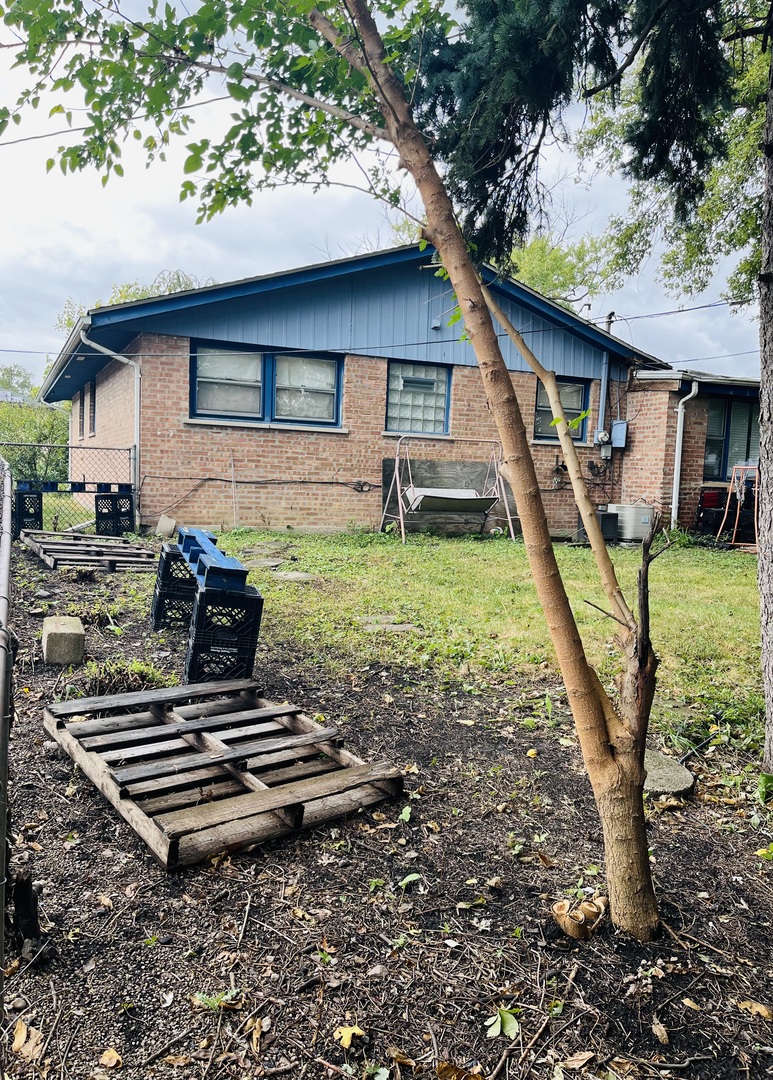 16465 Roy Street, Oak Forest, IL 60452