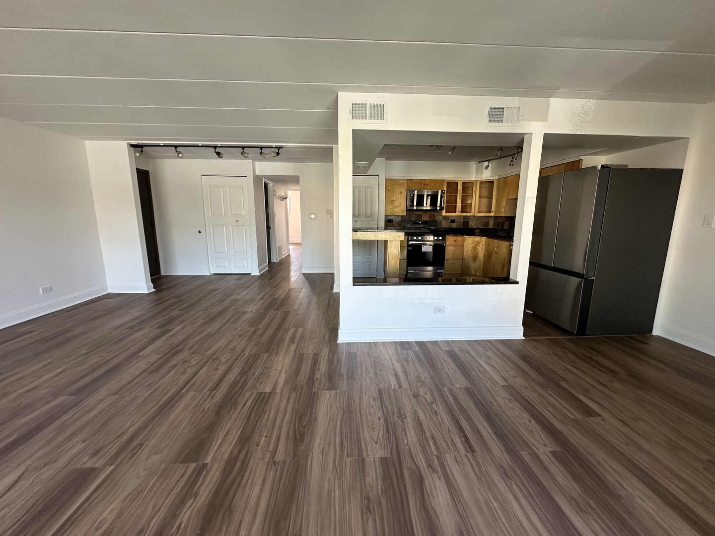 5621 W 104th Street #B2, Oak Lawn, IL 60453