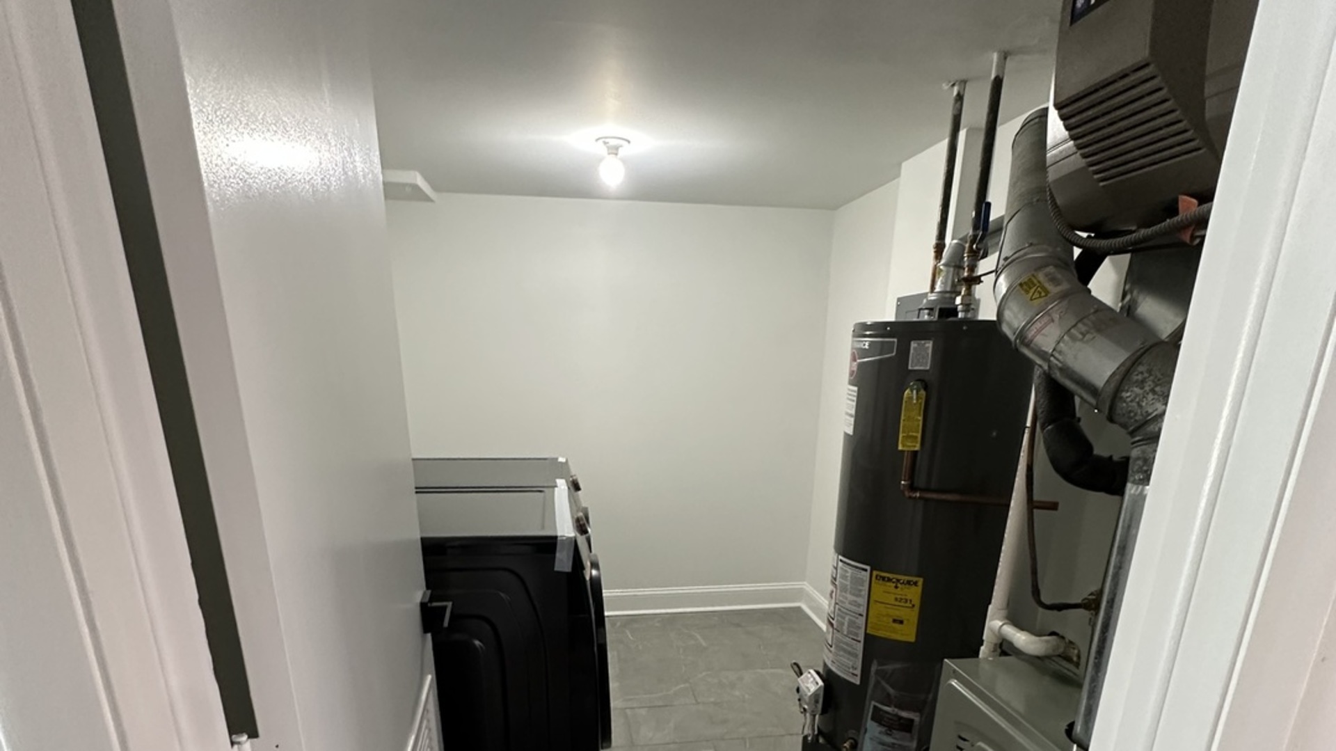 5621 W 104th Street #B2, Oak Lawn, IL 60453