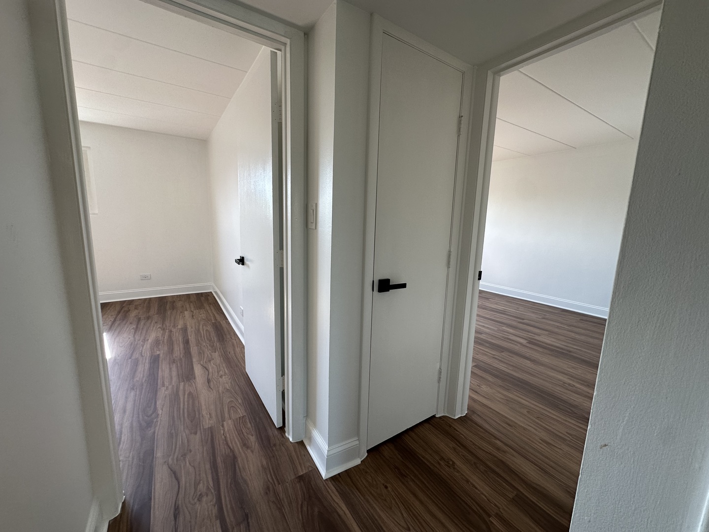 5621 W 104th Street #B2, Oak Lawn, IL 60453
