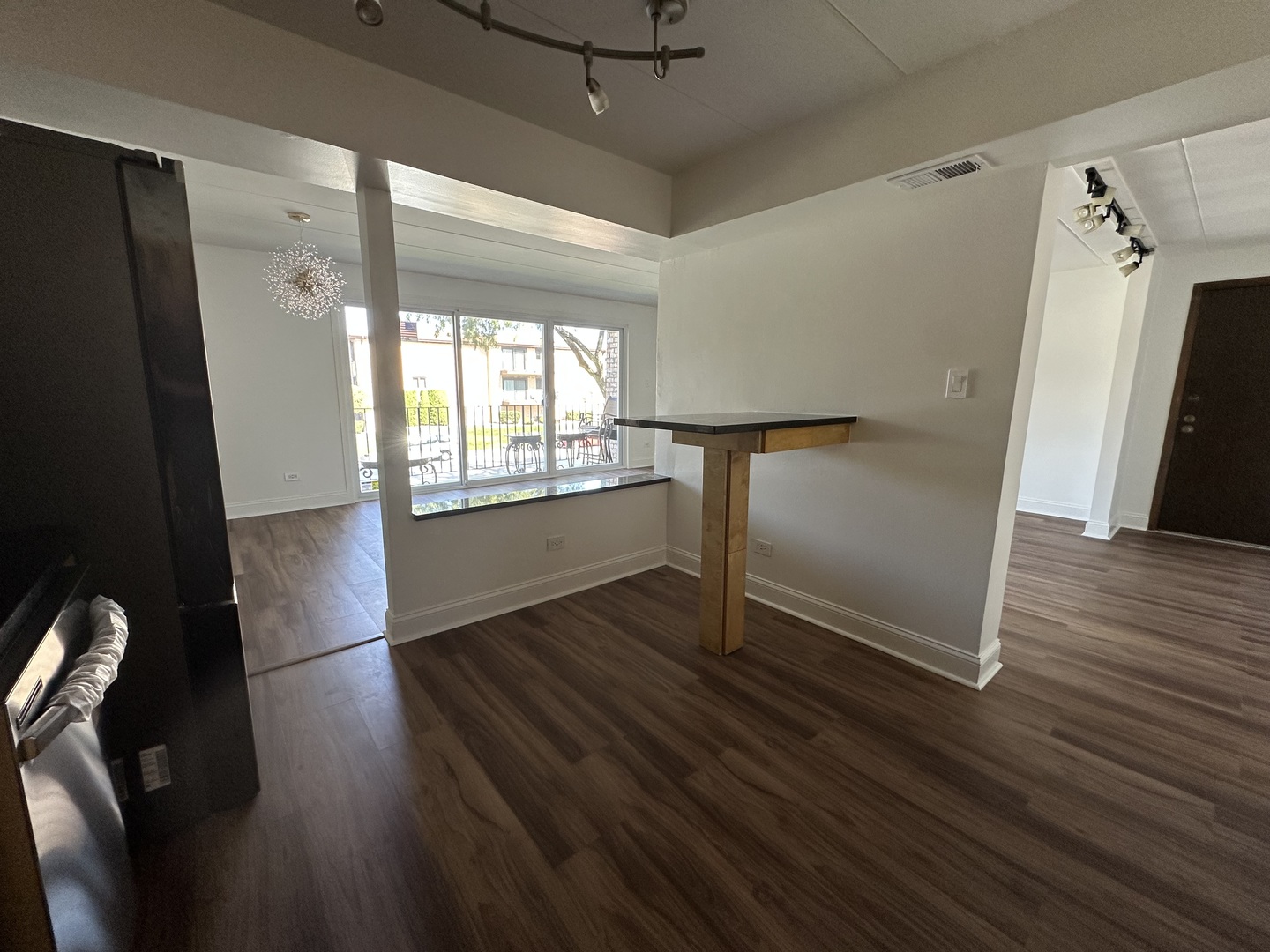 5621 W 104th Street #B2, Oak Lawn, IL 60453