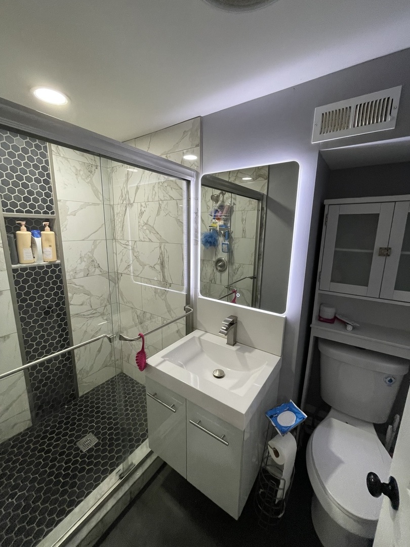 3912 W 59th Street, Chicago, IL 60629