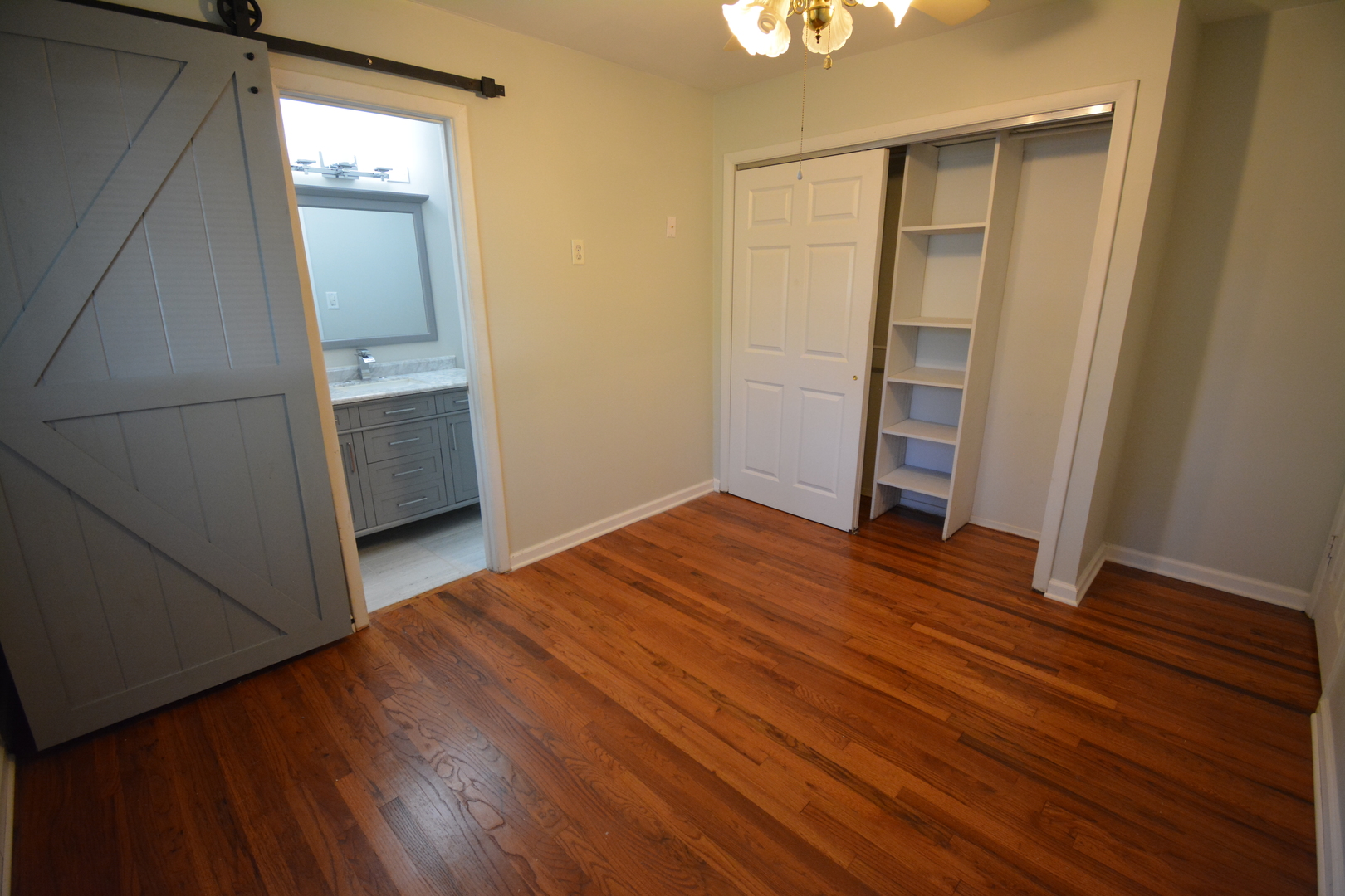 Hoffman Estates, IL 60169