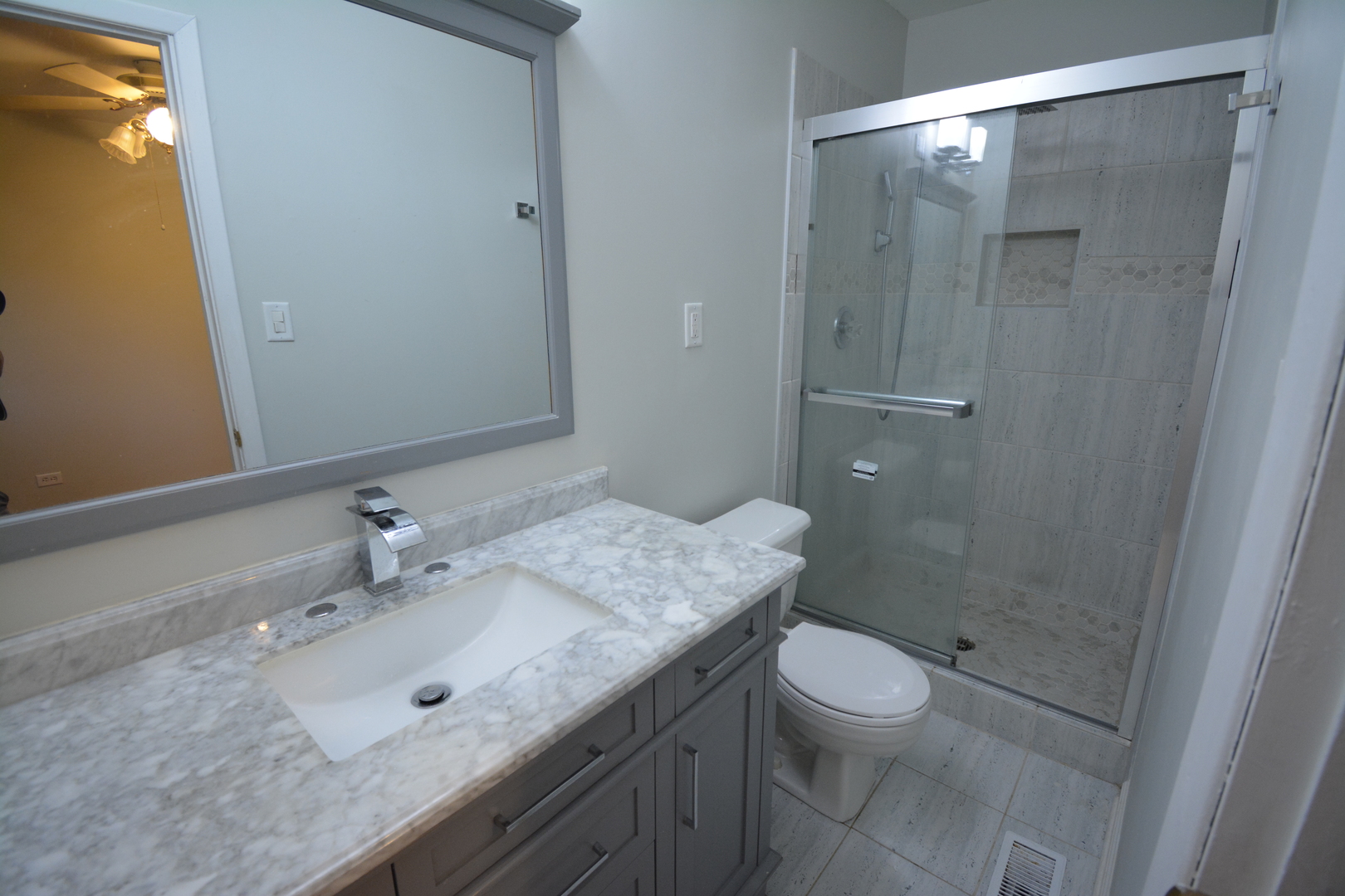 Hoffman Estates, IL 60169