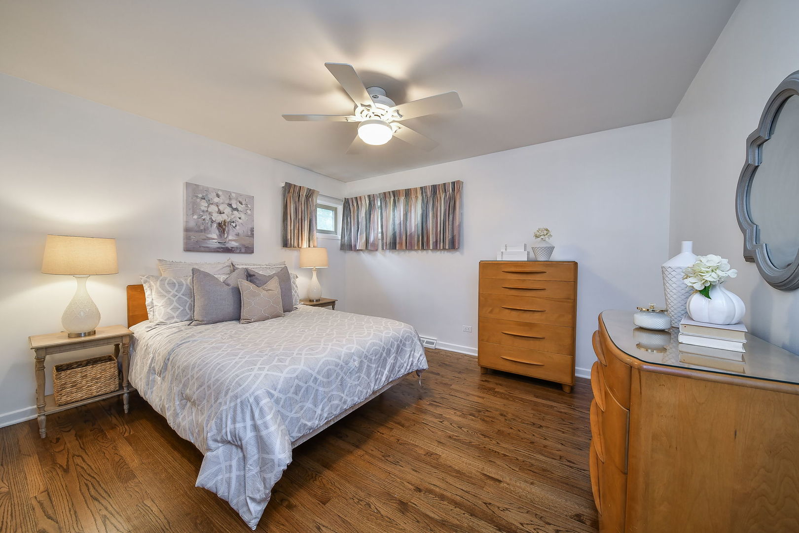 220 N Martha Street, Lombard, IL 60148